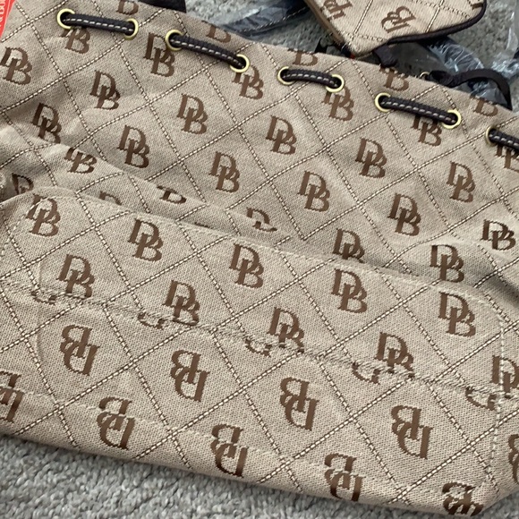 Handbag - Picture 5 of 7